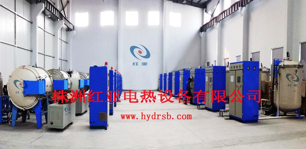 高溫石墨化爐生產現場.jpg